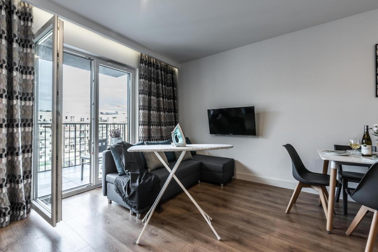 Apartament Targi Z Garazem I Silownia Poznań Extérieur photo